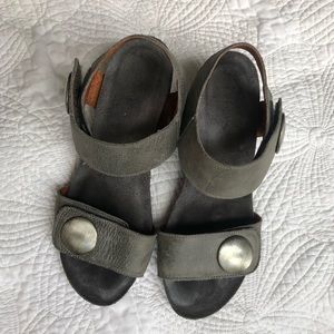 Taos leather wedge sandals